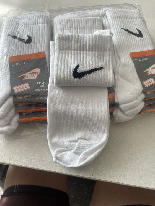 Набір білих шкарпеток Nike (41-44)