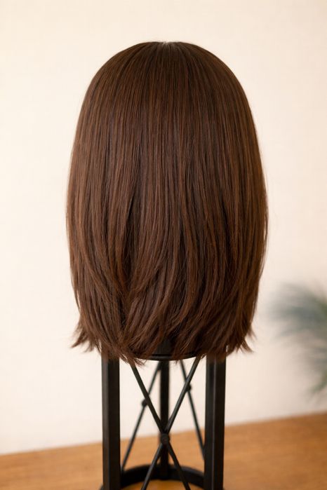 Elegancka peruka brązowa glamour Naturalny wygląd Stylowa fryzura