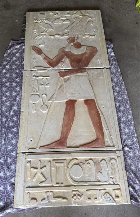 Faraon na ściane