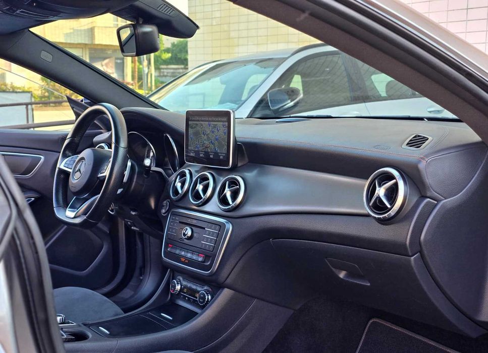 Mercedes Benz CLA 200 Shooting Break 136CV "FULL EXTRAS" "7-GTRONIC"