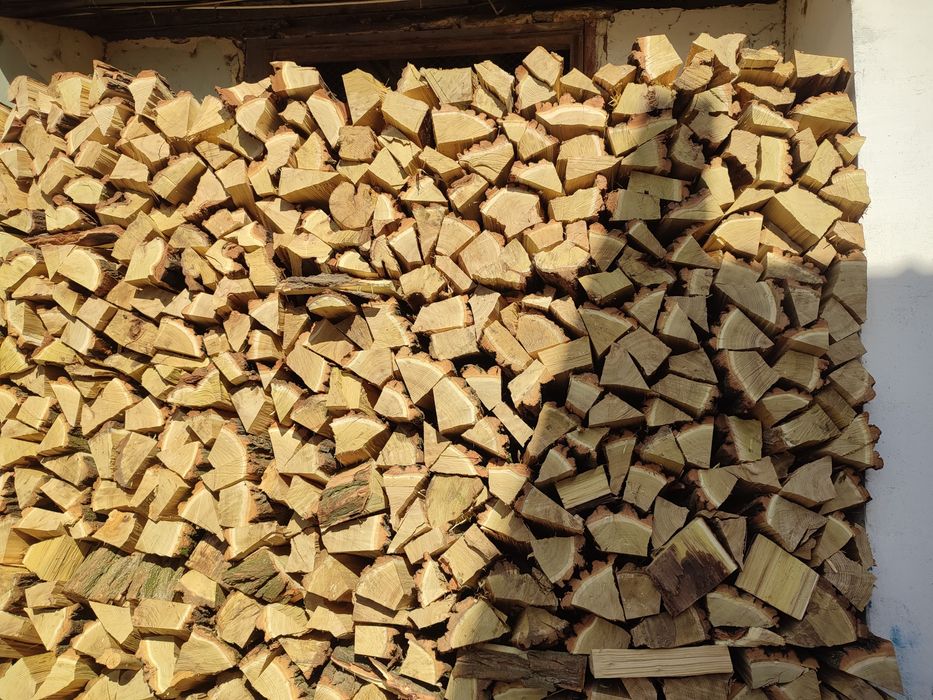 Дрова : Акация, дуб..
