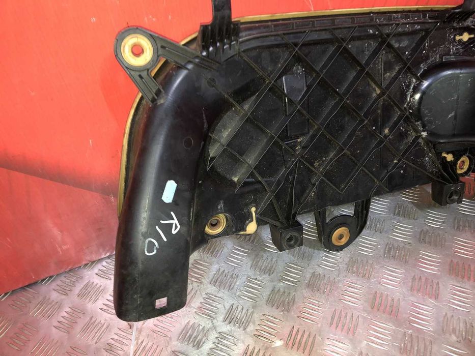 Корпус повітряного фільтра BMW 5 F11 13717812064 дизель 3,0