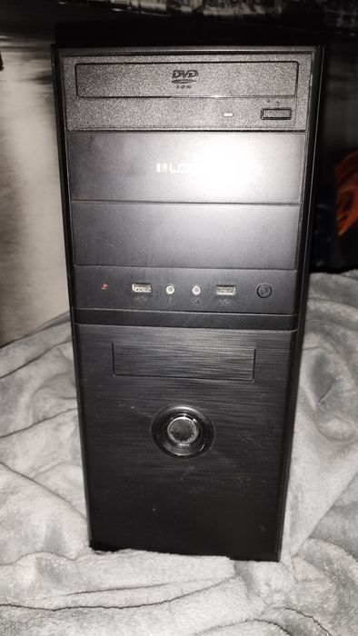 Komputer stacjonarny