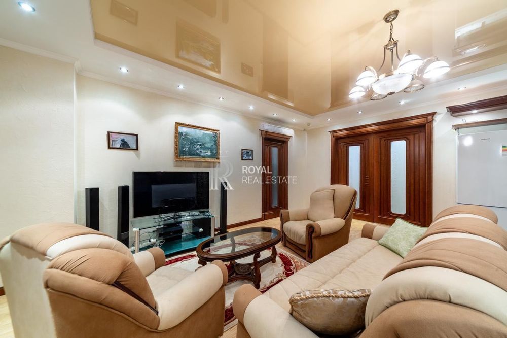 Оренда Квартира 3к 140м2 Центр Балкон Гардероб Укриття Метро