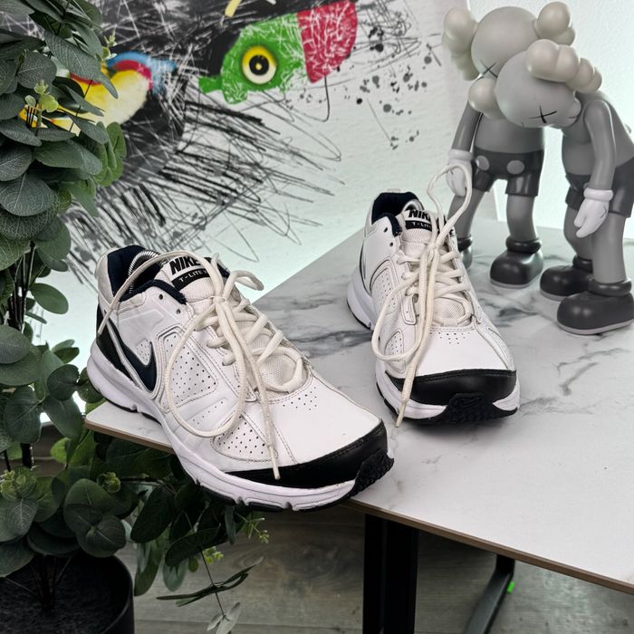 Кросівки Nike T Lite 41 розмір E612