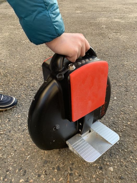 Airwheel x3 używany w dobrym stanie.  komplet z ladowarka.
