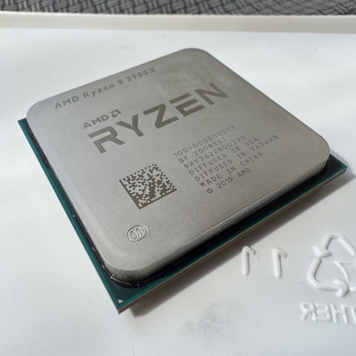 AMD Ryzen 9 3900X 12C/24T + chłodzenie