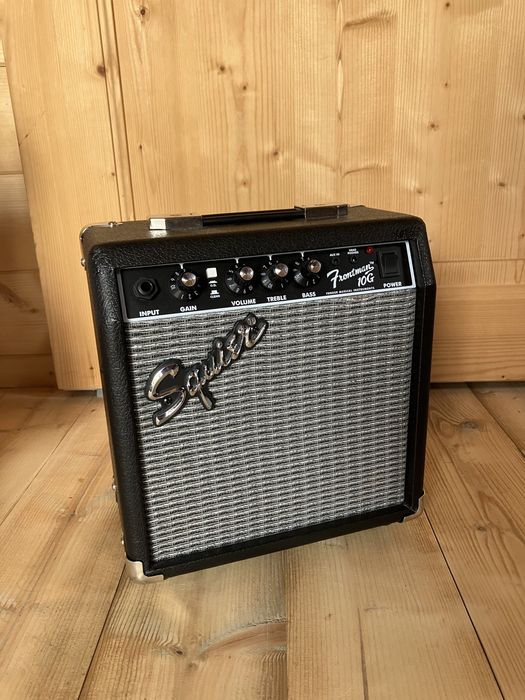 Guitarra Eletrica Squier Sonic c/ Amplificador + acessorios