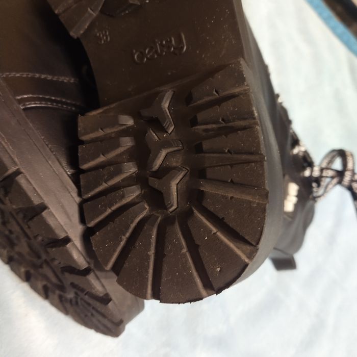 Черевики жіночі 38 розмір(24,5 см устілка)