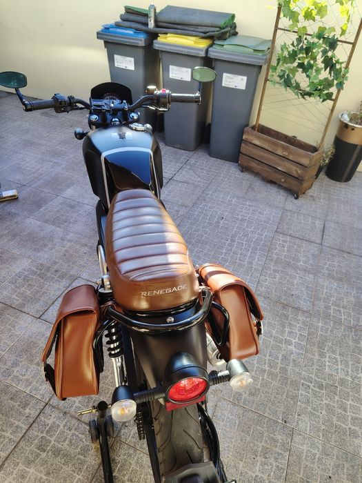 Um renegade scrambled 125 2022