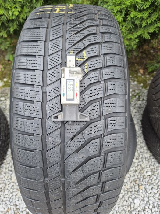 Opony zimowe Falken EuroWinter HS02 Pro,2 sztuki 225/50/17