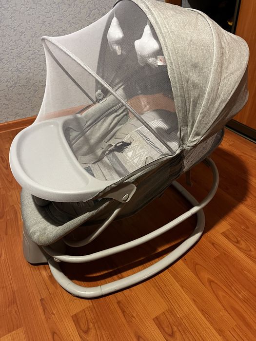 Заколисуючий центр Mastela 4в1