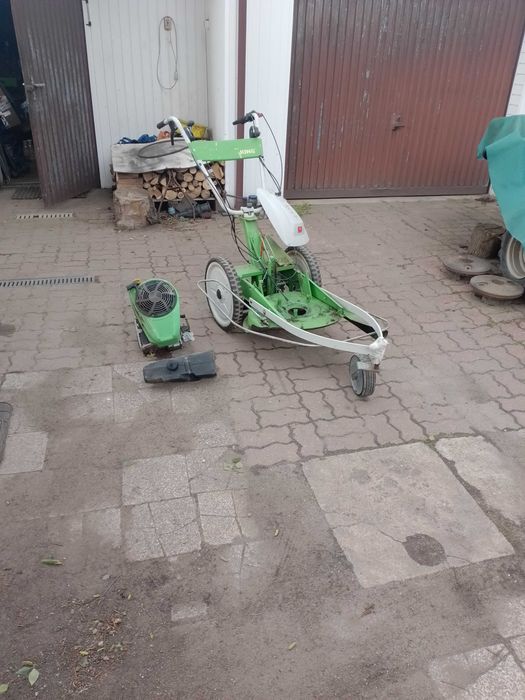 Karczownica Viking do wysokiej trawy kosiarka około 5 KM uszkodzona