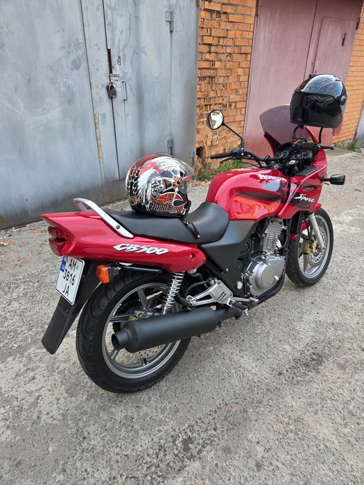 Продам Honda CB500S в гарному стані.