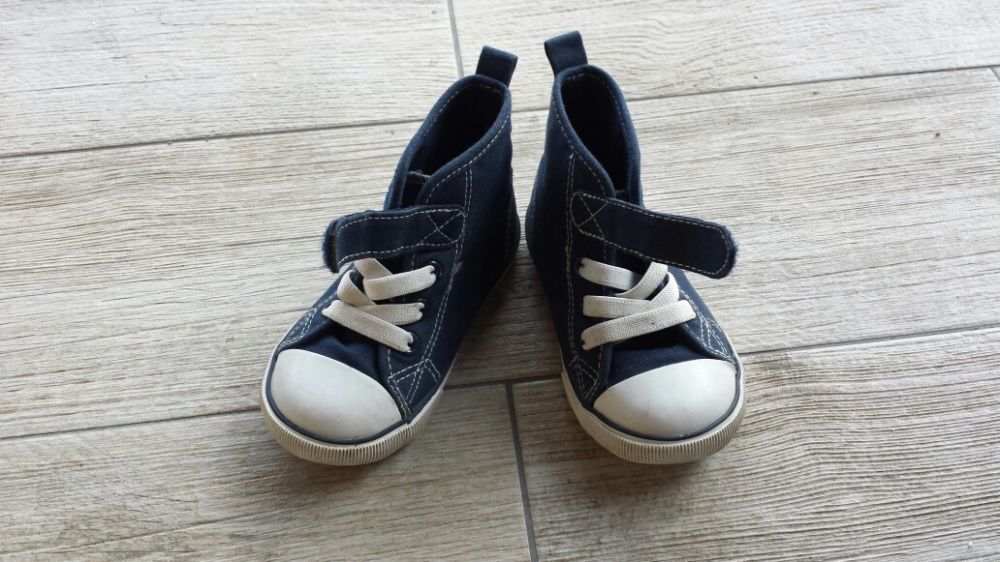 Trampki h&m rozm. 23 bdb stan /dl. wkładki 14.5/