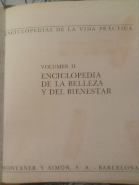 Livro antigo da Beleza da mulher
