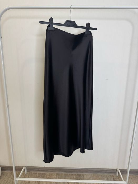 Сатинова спідниця чорна Zara