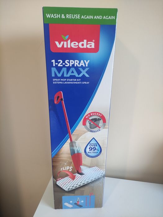 Mop Vileda ze spryskiwaczem.
