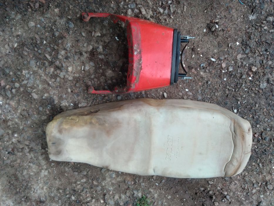 Продам сидіння до мото МТ , ІЖ Ю.П 5