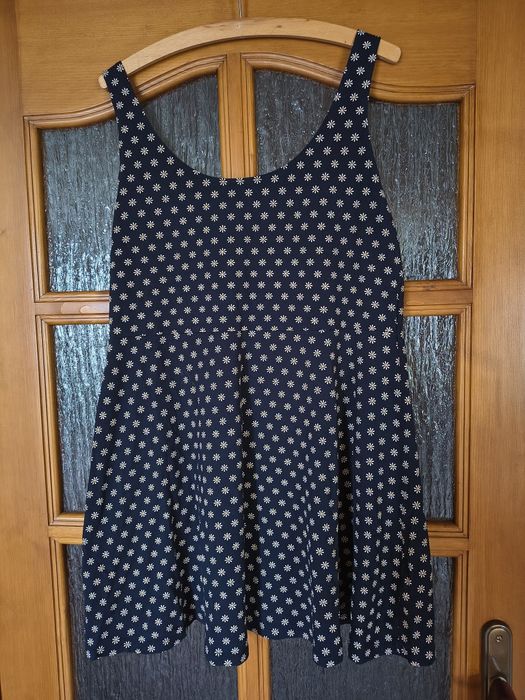 Sukienka w stokrotki rozmiar M bawełna 100%