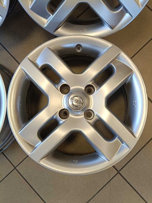 Alufelgi 6 J R16 ET42 4x114,3piasta 60 Nissan oryginalne