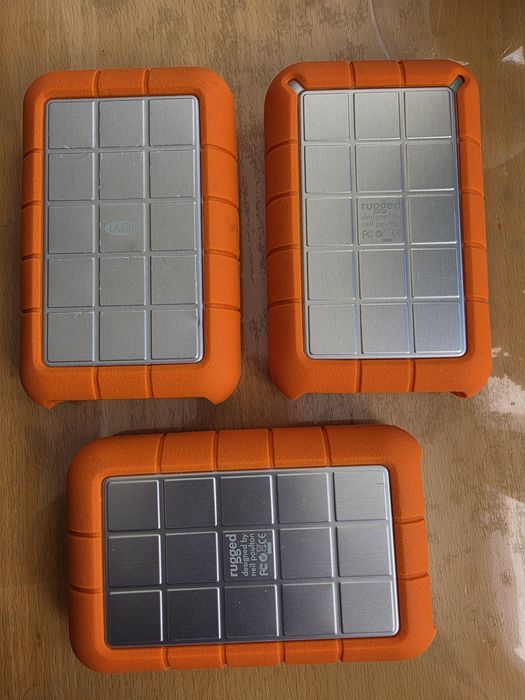 2tb 2000gb Захищений зовнішній Диск La Cie Стан гарний Майже новий Є кількість