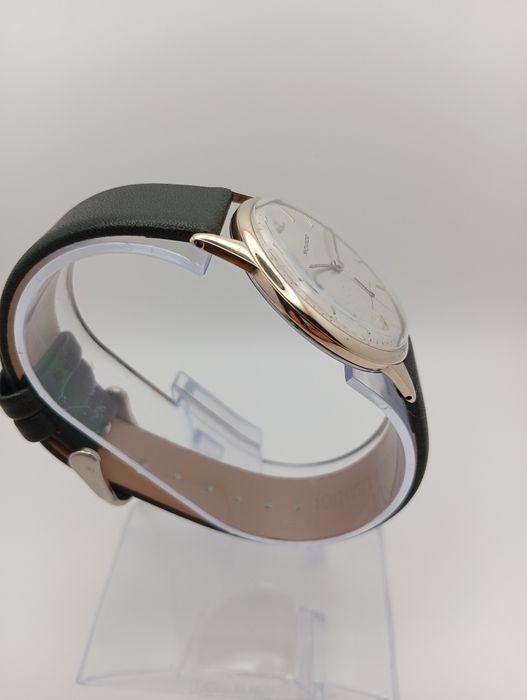 . . . . . . . . MOVADO® Cal.125. . . . . .        *unikat *(rok 1950)