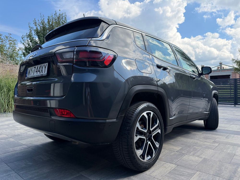 alt