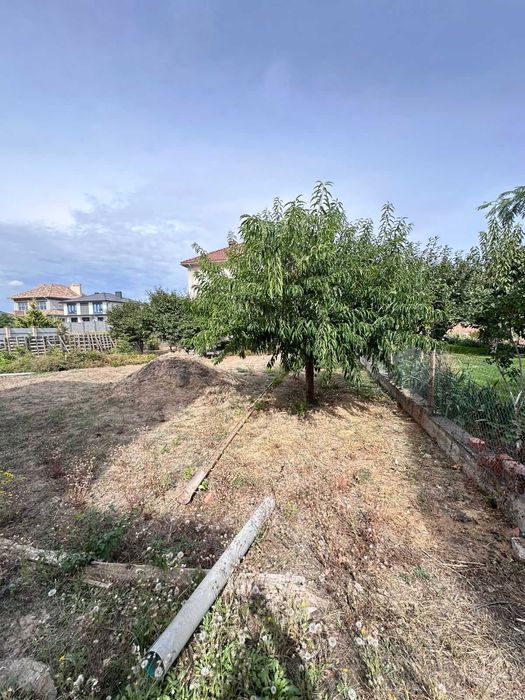 Дом из красного кирпича в Совиньоне — кто ценит качество и комфорт!