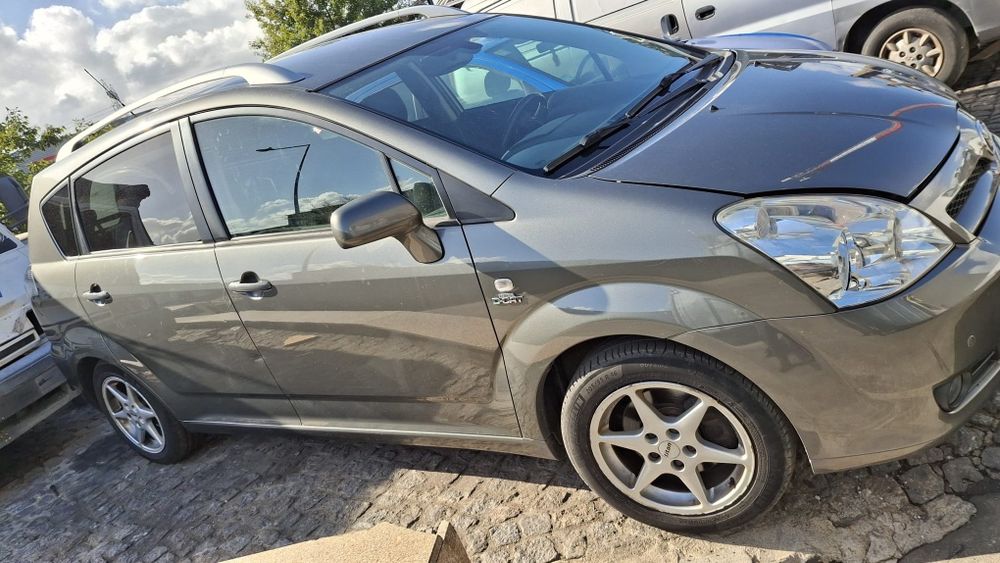 Toyota Corolla verso 2008