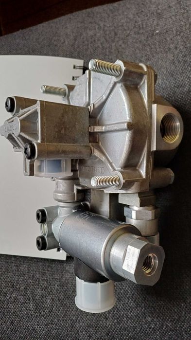 Капан пневматичний  гальмівний WABCO 480 207 001 0.