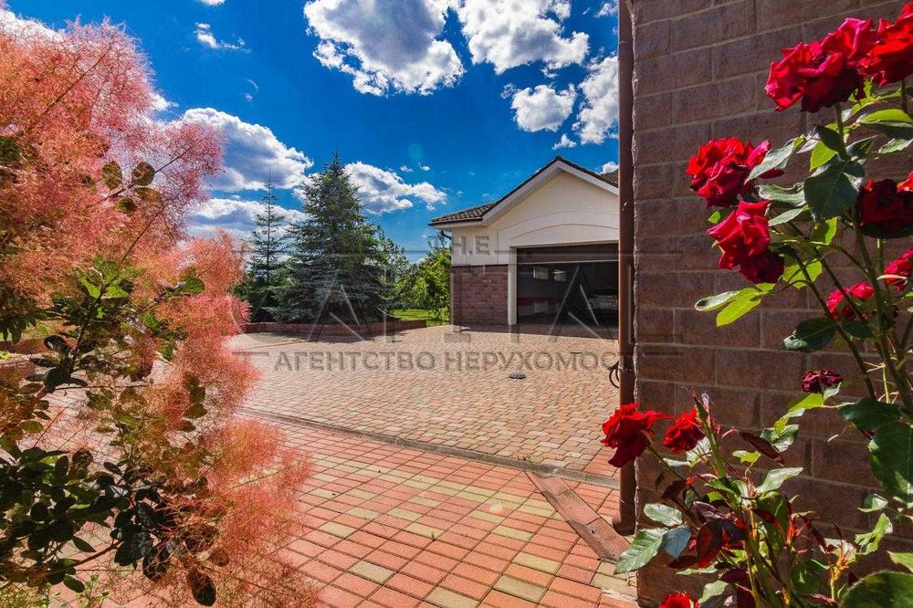 Продаж 3-поверхового будинку 1200м2, Вища Дубечня, Вишгородський р-н