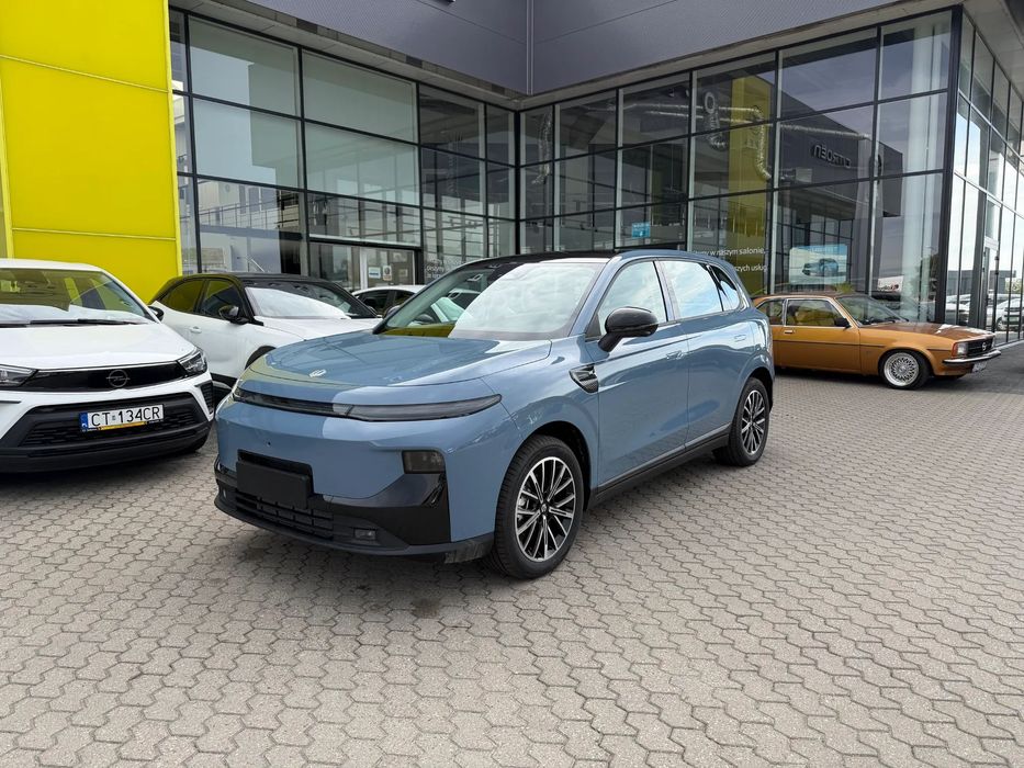 Leapmotor B10