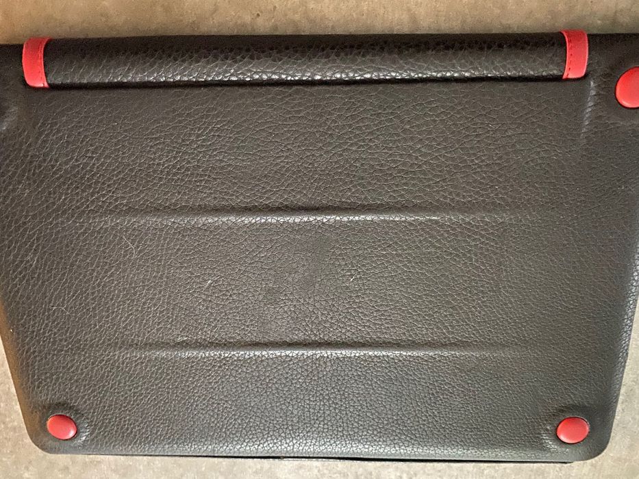 Vaja skórzana obudowa do laptopa MacBook Pro 15.4"