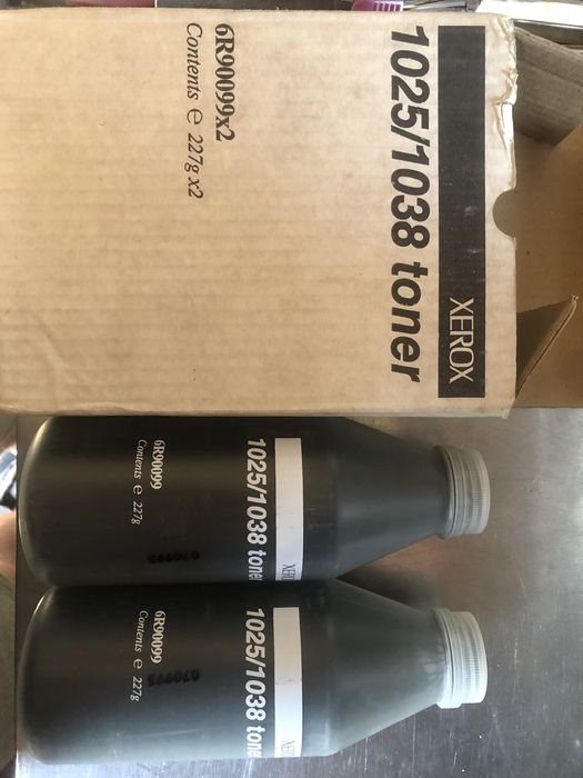 Тонер Xerox старих запасів