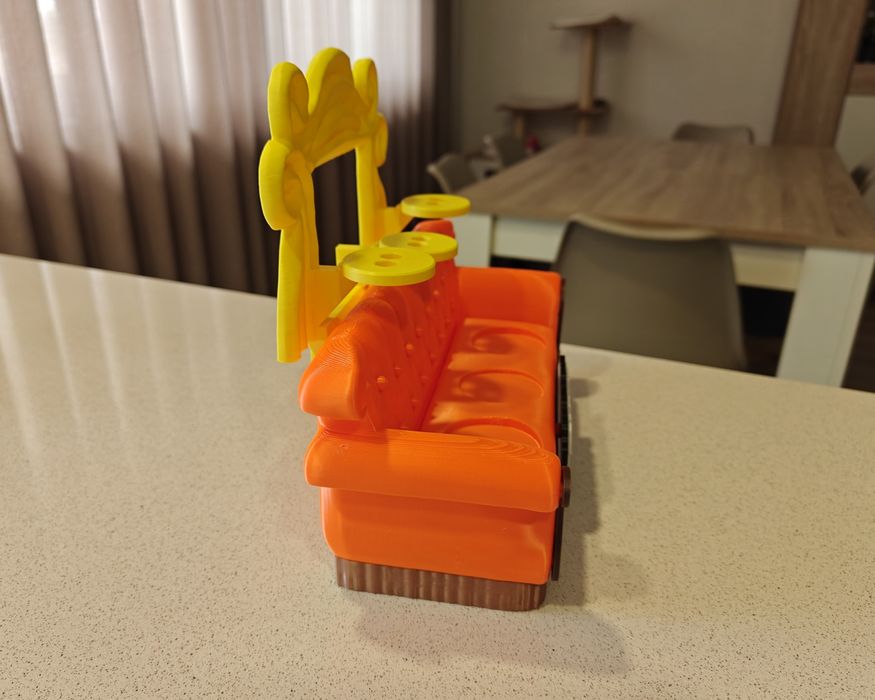 Sofá expositor temático Funko Pop Friends McDonalds