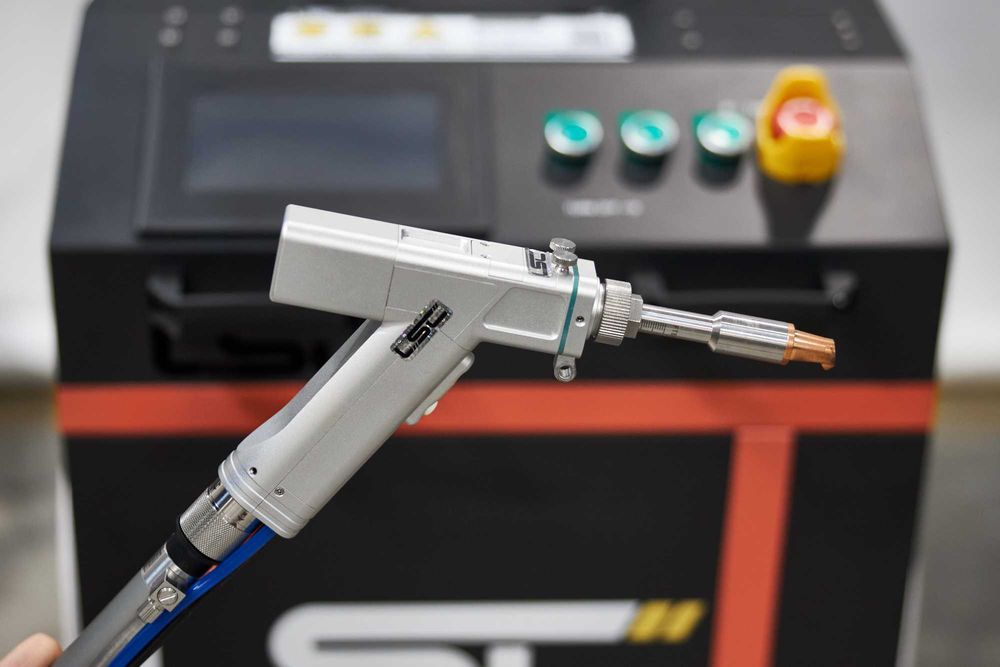 LSC ProWeld 1500W spawarka laserowa chłodzona cieczą