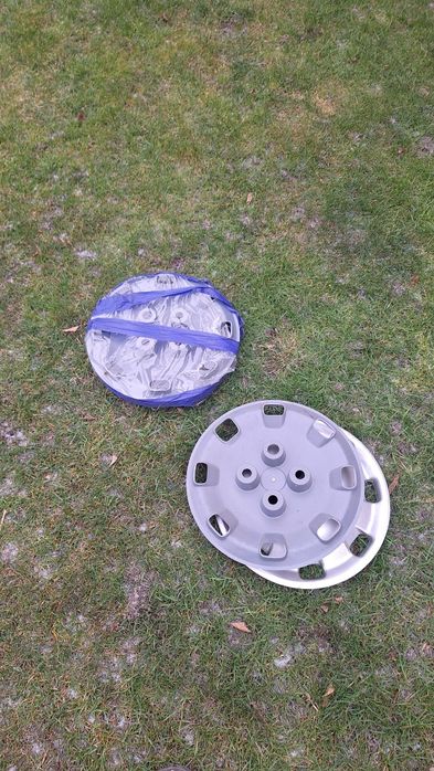 Komplet kołpaki 12cali