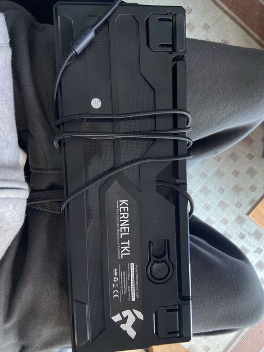 Teclado Mecânico Krom Kernel 75%