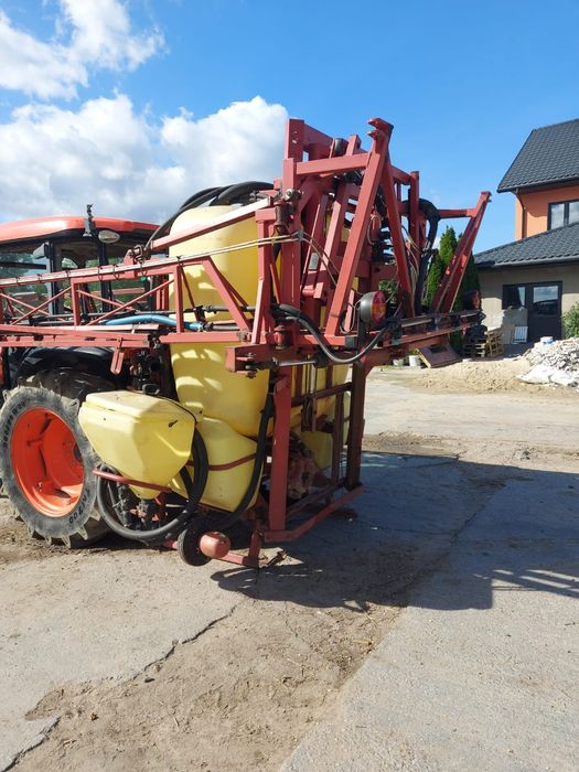 Opryskiwacz 1200L hardi