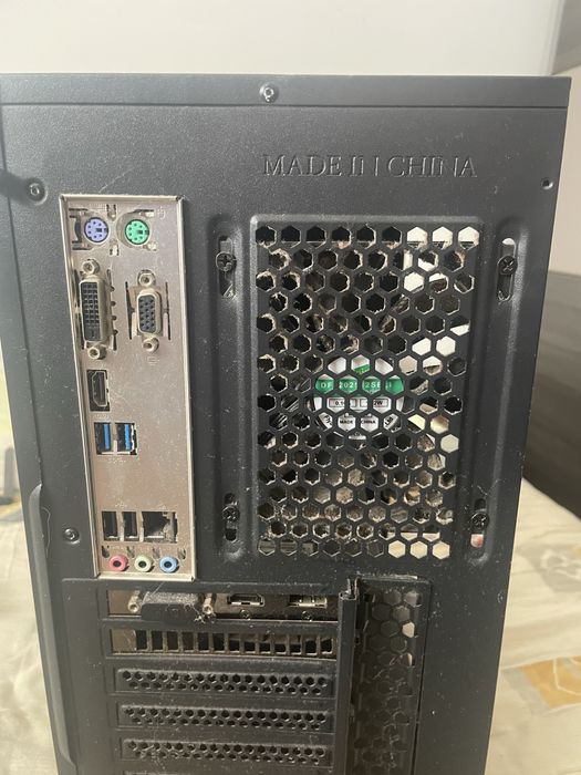 Computador torre