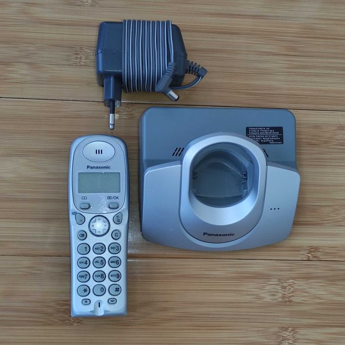 Радіотелефон Panasonic KX-TG1107UA з переносною трубкою ( телефон )