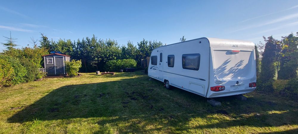 Wynajmę działkę z przyczepę kempingową lub pod namiot nad morzem