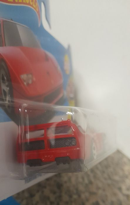 Ferrari F40 competizione hot wheels