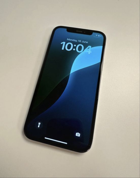 Iphone 12 pro impecavel
