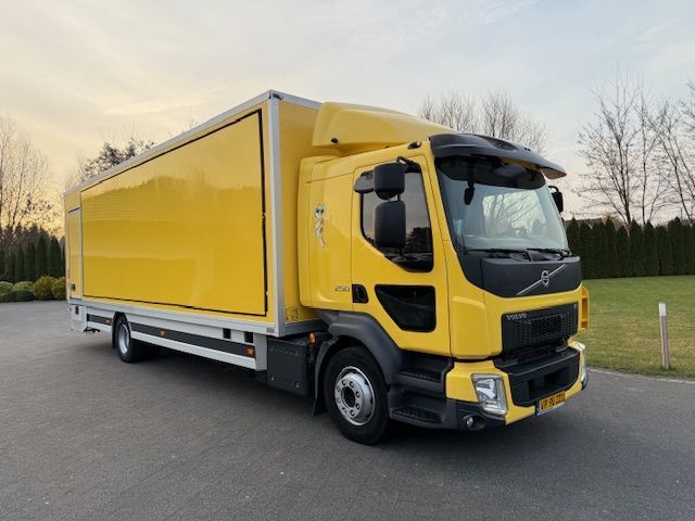 Volvo FL 250 Kontener 8,5 M / Niski przebieg / Super Stan