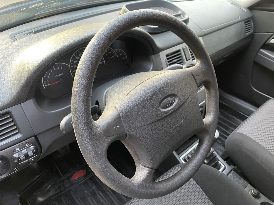 Стан нового авто .пробіг 24 тисячі рідного . 2011 року