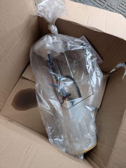 Smok pompa paliwa Iveco  2.3 HDi webasto Nowa