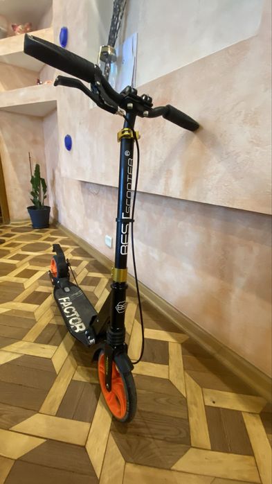 Продам Детский двухколесный самокат Best Scooter Factor BS