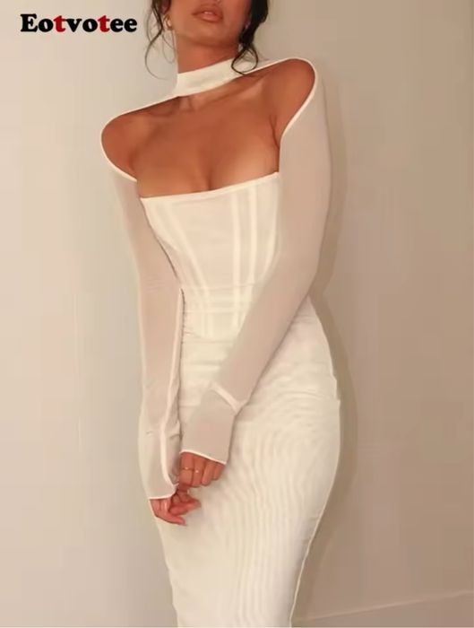 Платье белое